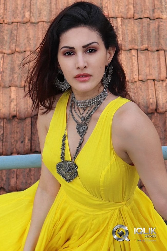 Amyra-Dastur